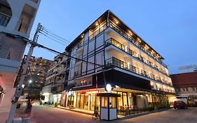 The Golden Ville Boutique Hotel Pattaya